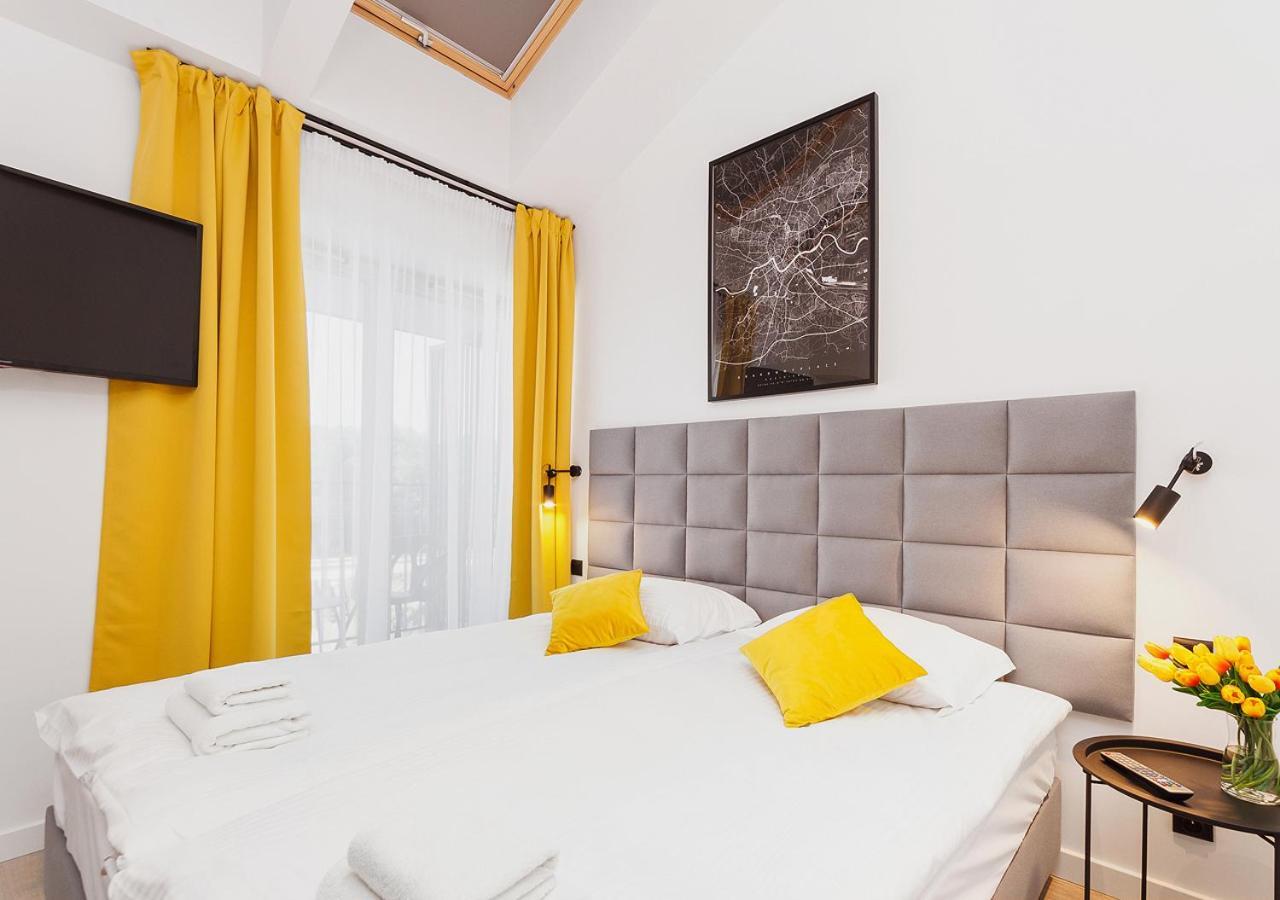 Aaron Aparthotel Kraków Exteriör bild