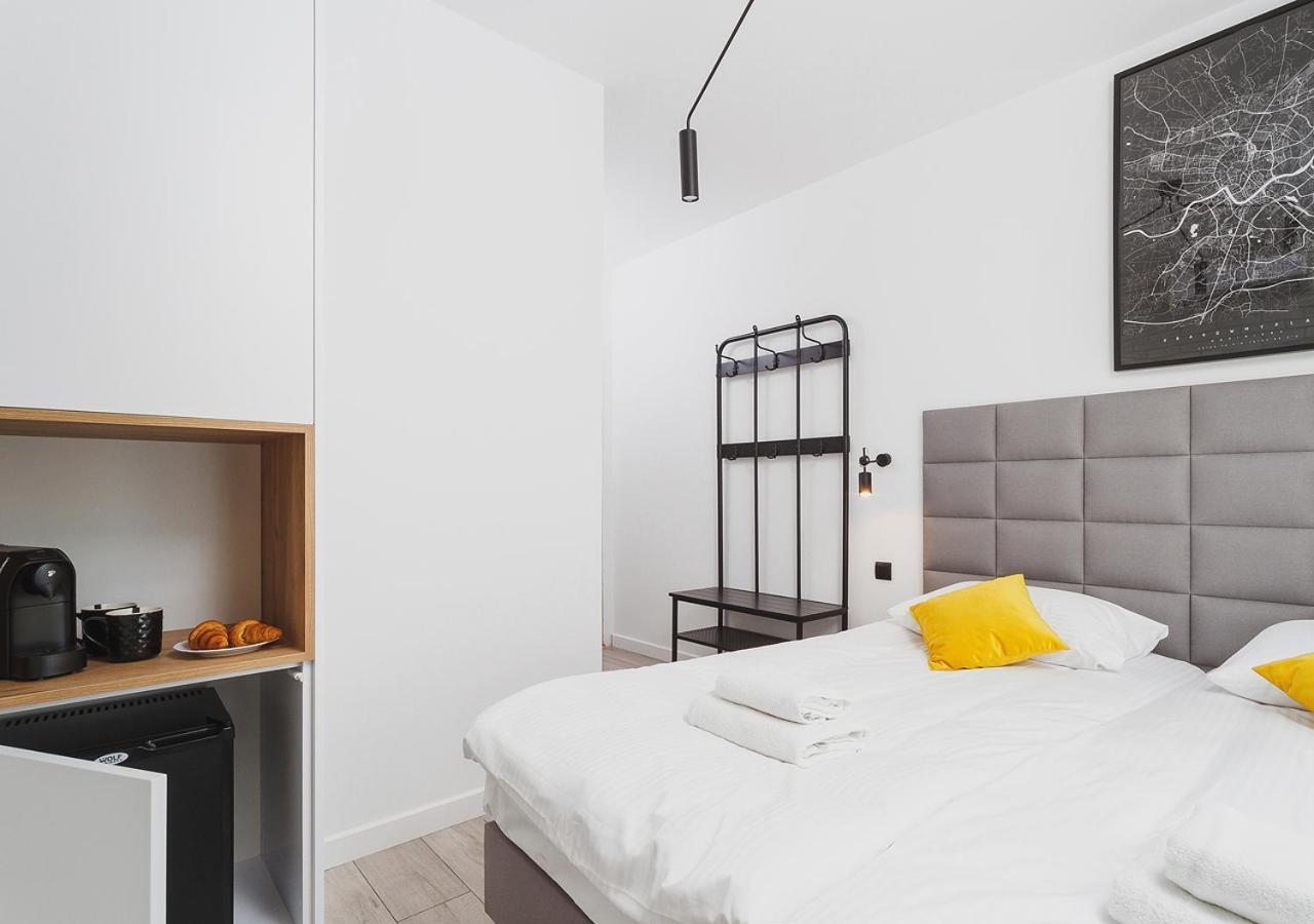 Aaron Aparthotel Kraków Exteriör bild