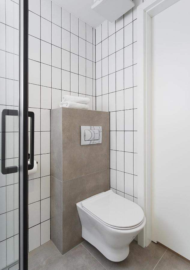 Aaron Aparthotel Kraków Exteriör bild