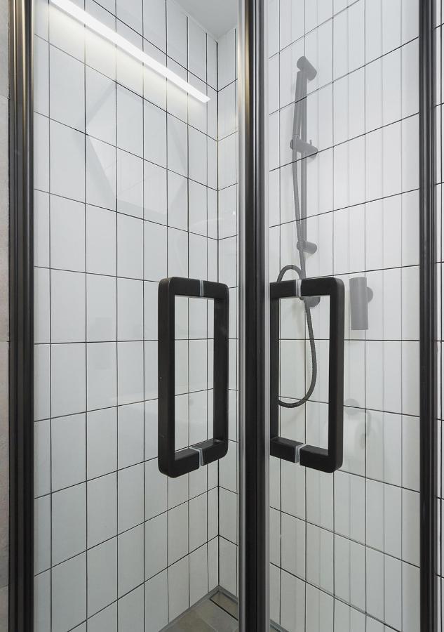 Aaron Aparthotel Kraków Exteriör bild