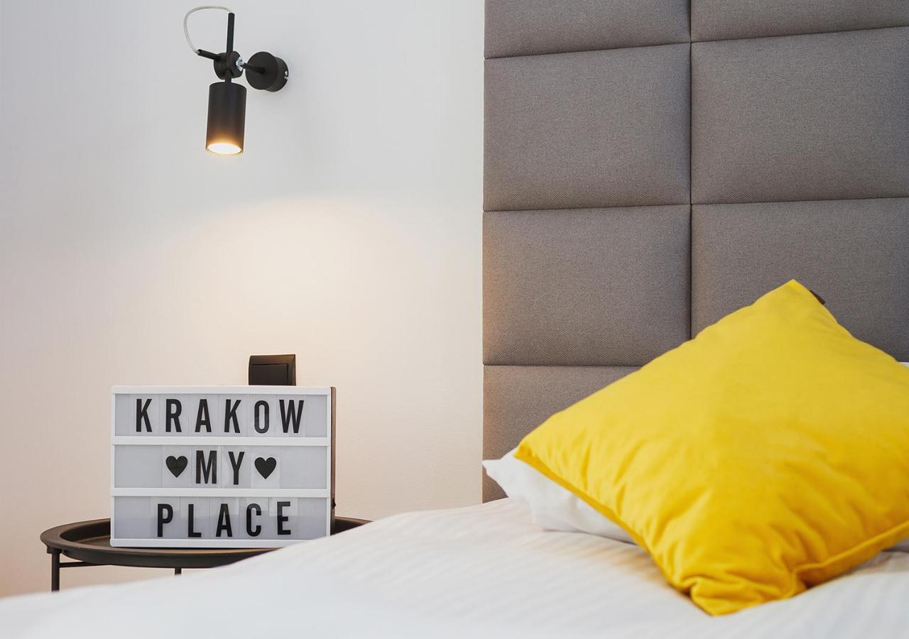 Aaron Aparthotel Kraków Exteriör bild